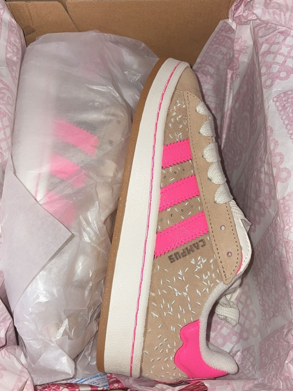adidas Beige and Pink Low-Top Sneakers with White Laces - Picture 2 of 3